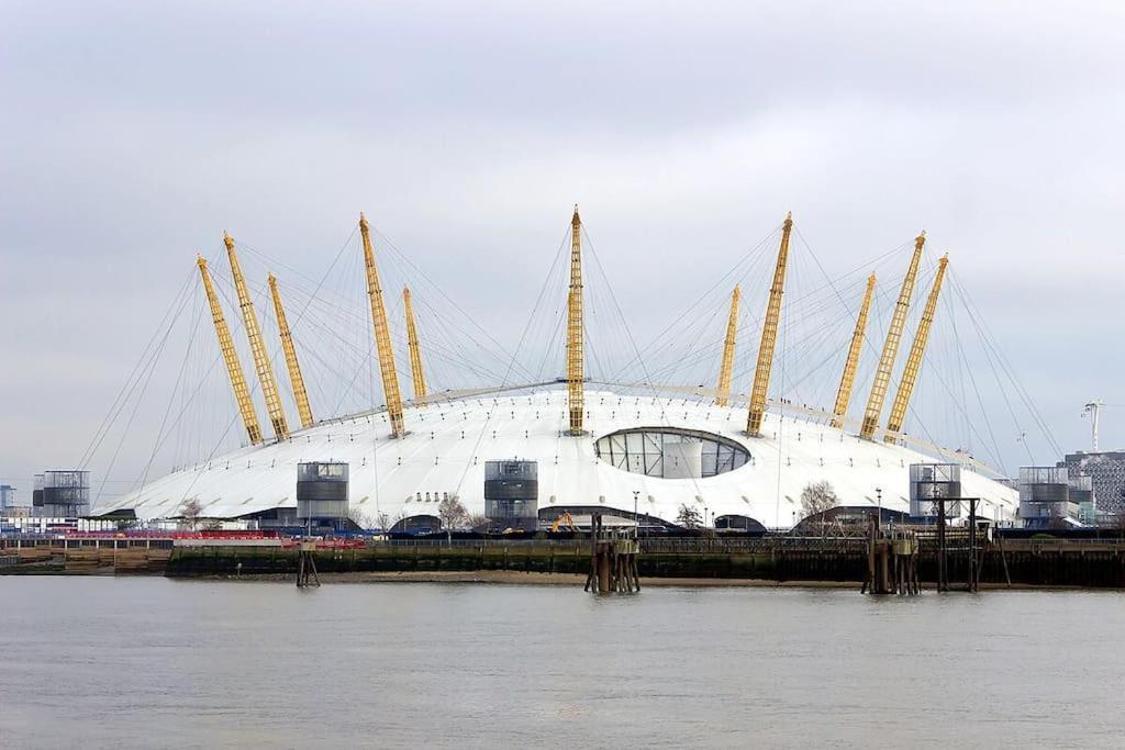 Full Apartment Close To Excel Centre, London City Airport , O2 Arena Exterior foto